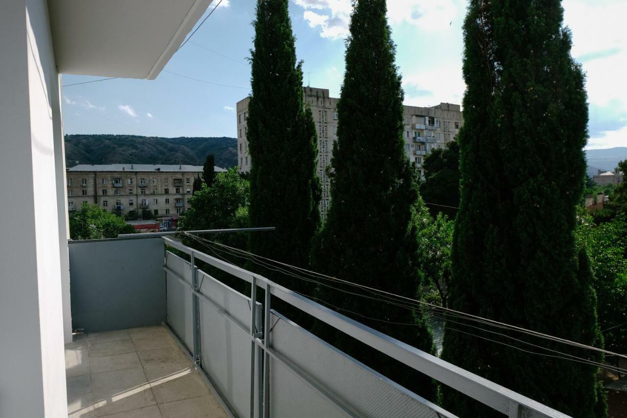 Keti&Tatia Sisters Apartment - Near Old And Central Тбилиси Екстериор снимка